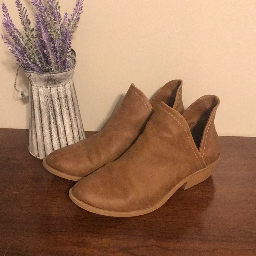 Ankle Boots | Tan